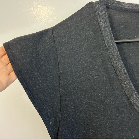 Monrow Granite Tiered Short Sleeve Ruffle Dress Size Small - Picture 4 of 9